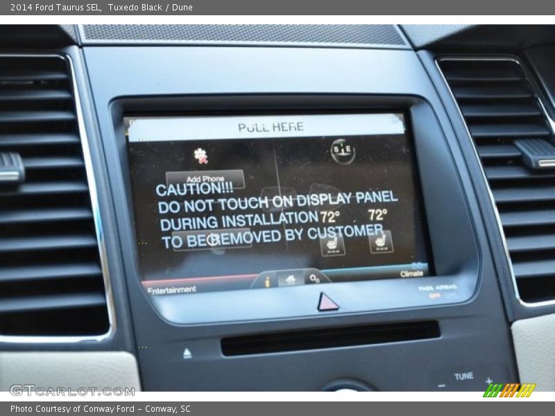 Tuxedo Black / Dune 2014 Ford Taurus SEL