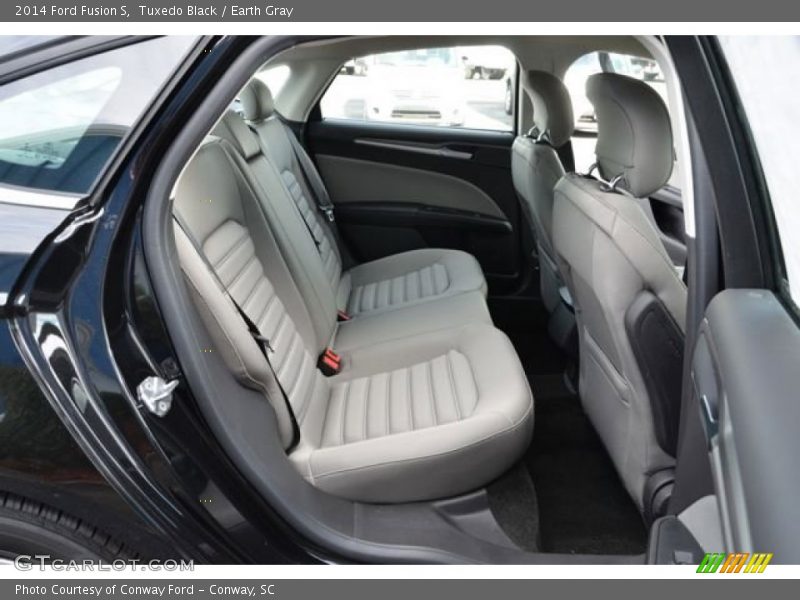 Tuxedo Black / Earth Gray 2014 Ford Fusion S