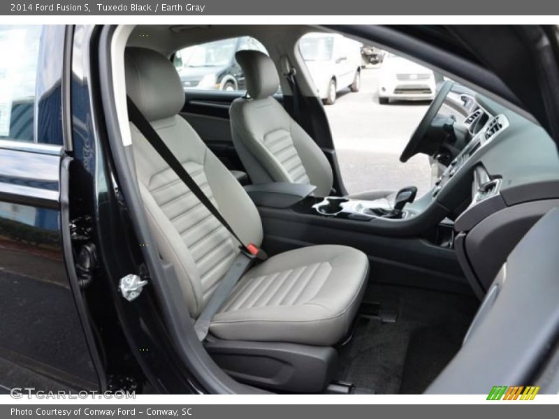 Tuxedo Black / Earth Gray 2014 Ford Fusion S