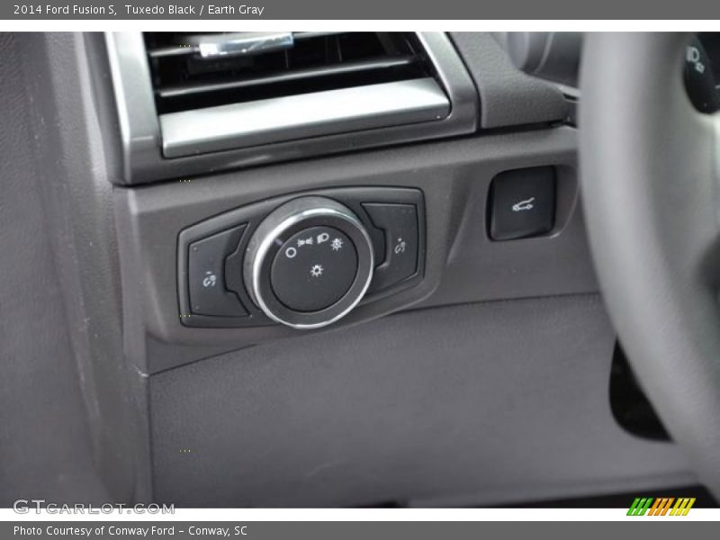 Tuxedo Black / Earth Gray 2014 Ford Fusion S