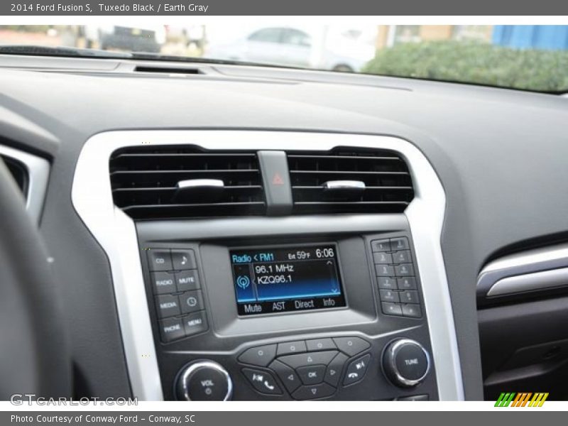 Tuxedo Black / Earth Gray 2014 Ford Fusion S