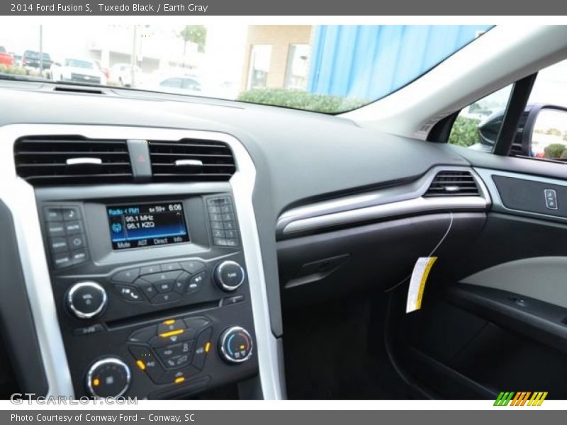 Tuxedo Black / Earth Gray 2014 Ford Fusion S