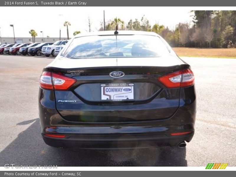 Tuxedo Black / Earth Gray 2014 Ford Fusion S