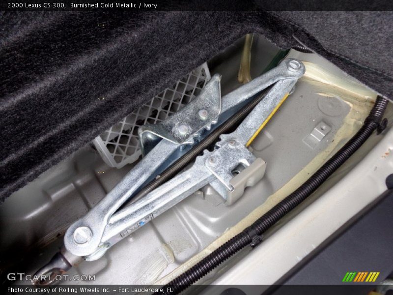 Burnished Gold Metallic / Ivory 2000 Lexus GS 300