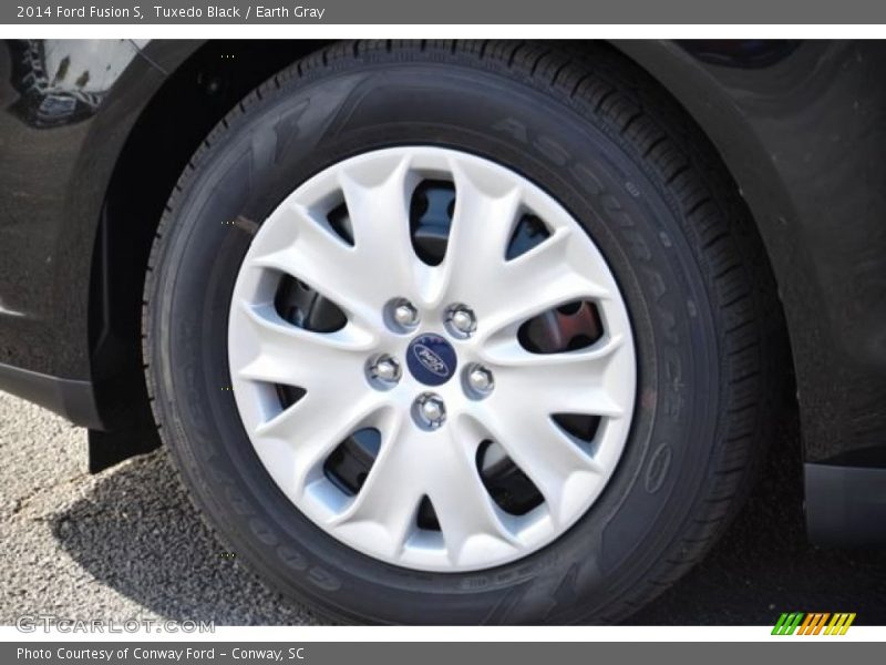 Tuxedo Black / Earth Gray 2014 Ford Fusion S