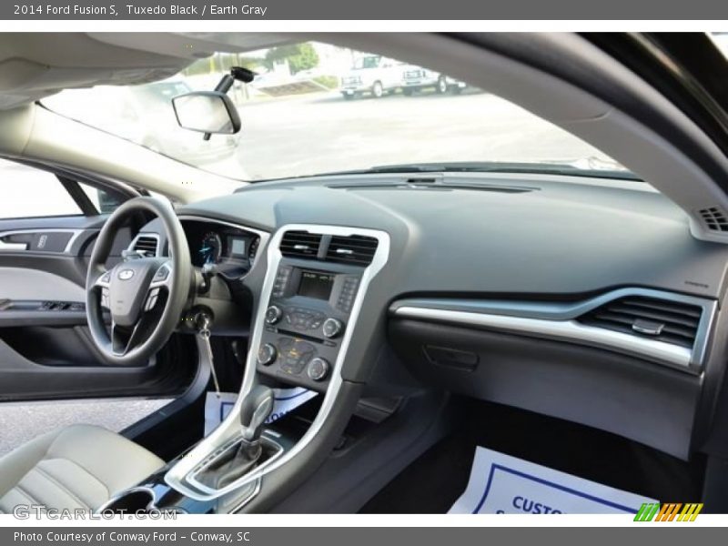 Tuxedo Black / Earth Gray 2014 Ford Fusion S