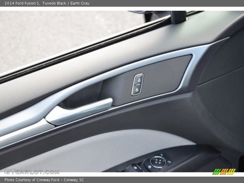 Tuxedo Black / Earth Gray 2014 Ford Fusion S