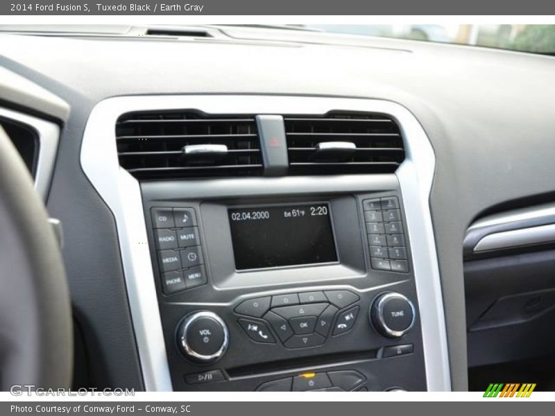 Tuxedo Black / Earth Gray 2014 Ford Fusion S