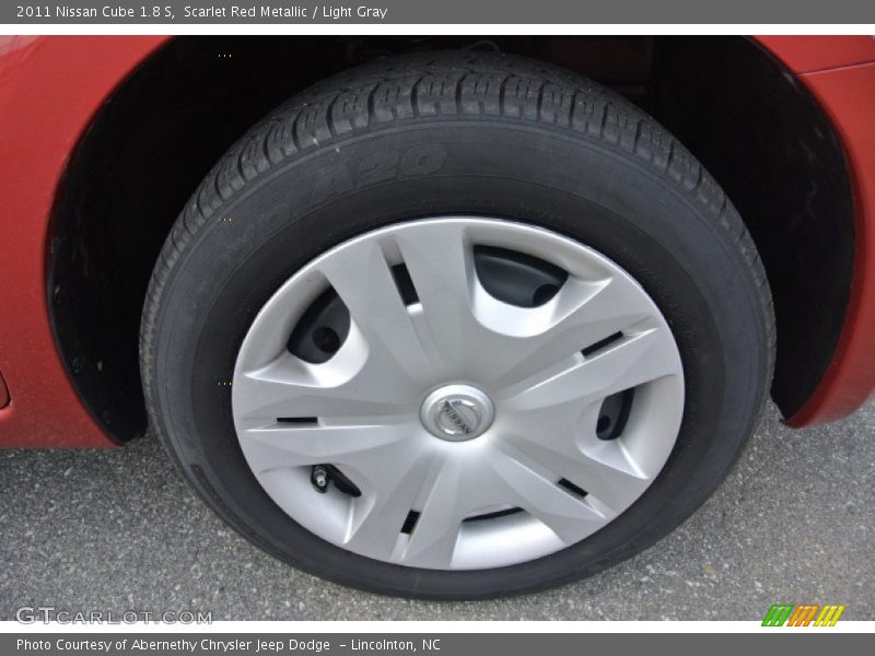 Scarlet Red Metallic / Light Gray 2011 Nissan Cube 1.8 S