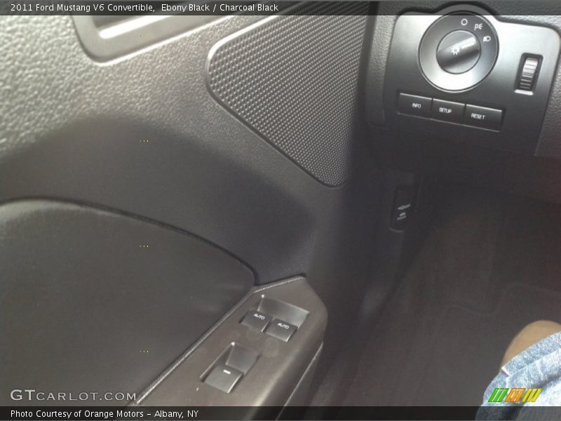 Ebony Black / Charcoal Black 2011 Ford Mustang V6 Convertible