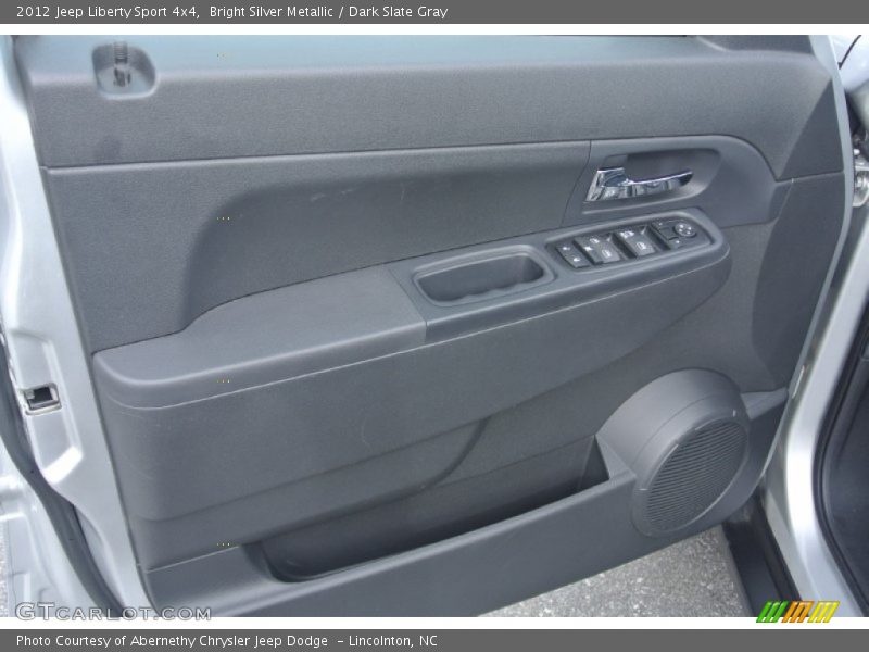 Bright Silver Metallic / Dark Slate Gray 2012 Jeep Liberty Sport 4x4