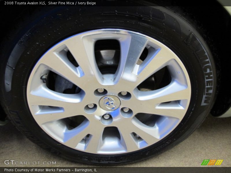  2008 Avalon XLS Wheel