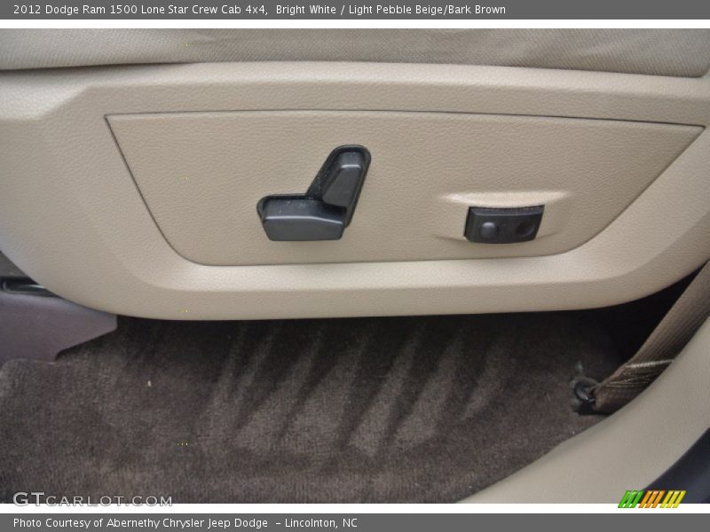 Bright White / Light Pebble Beige/Bark Brown 2012 Dodge Ram 1500 Lone Star Crew Cab 4x4