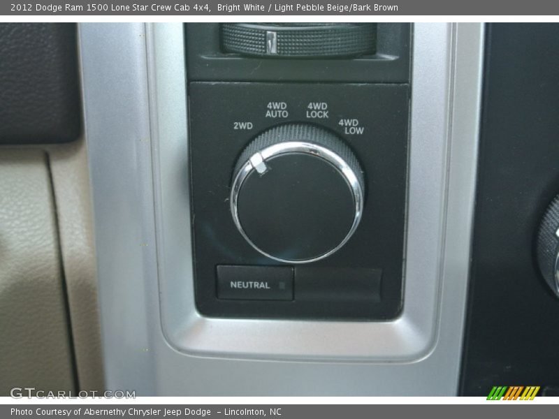 Bright White / Light Pebble Beige/Bark Brown 2012 Dodge Ram 1500 Lone Star Crew Cab 4x4