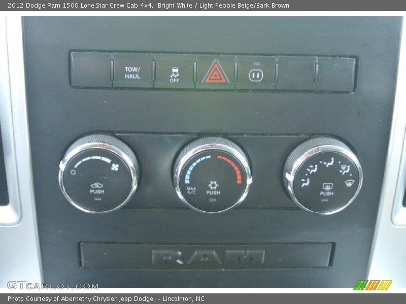 Bright White / Light Pebble Beige/Bark Brown 2012 Dodge Ram 1500 Lone Star Crew Cab 4x4