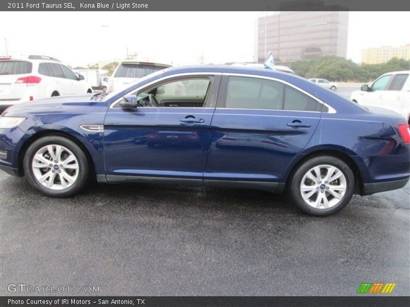 Kona Blue / Light Stone 2011 Ford Taurus SEL