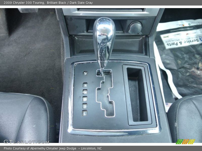 Brilliant Black / Dark Slate Gray 2009 Chrysler 300 Touring