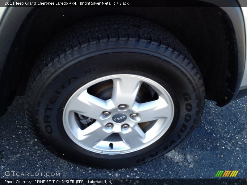 Bright Silver Metallic / Black 2011 Jeep Grand Cherokee Laredo 4x4