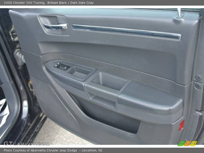 Brilliant Black / Dark Slate Gray 2009 Chrysler 300 Touring