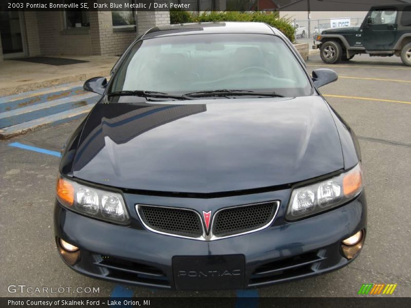 Dark Blue Metallic / Dark Pewter 2003 Pontiac Bonneville SE