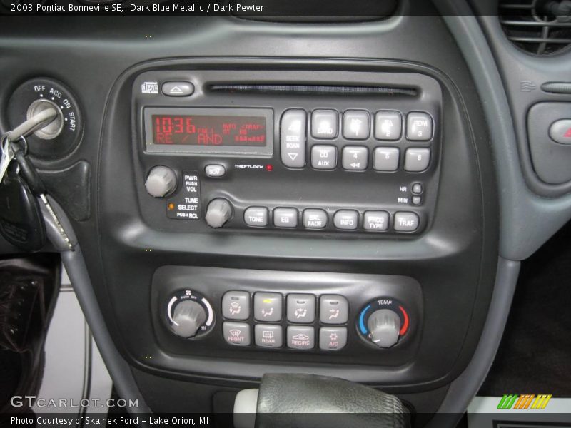 Dark Blue Metallic / Dark Pewter 2003 Pontiac Bonneville SE
