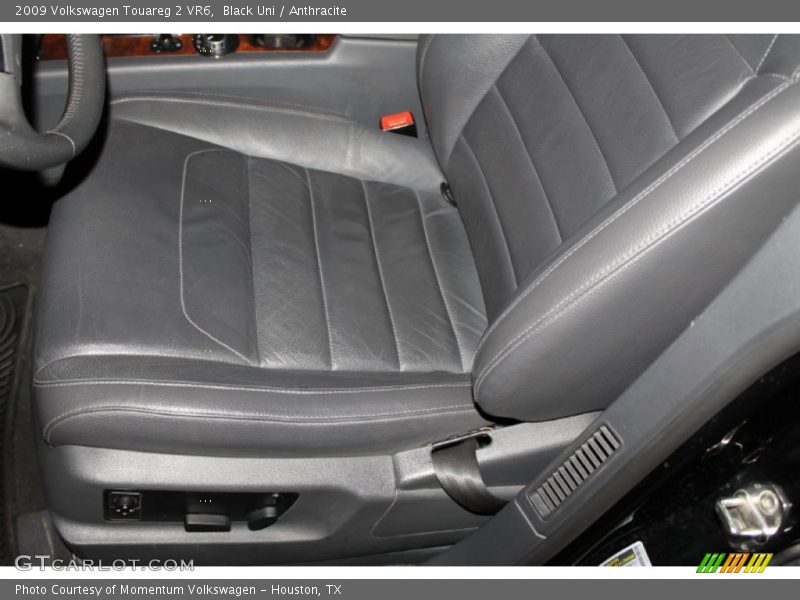 Black Uni / Anthracite 2009 Volkswagen Touareg 2 VR6