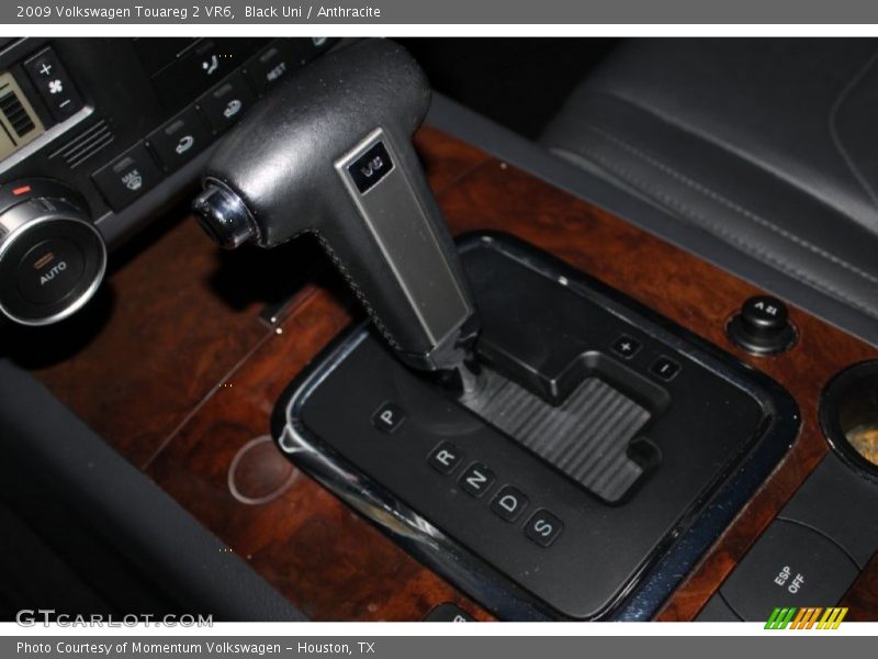 Black Uni / Anthracite 2009 Volkswagen Touareg 2 VR6