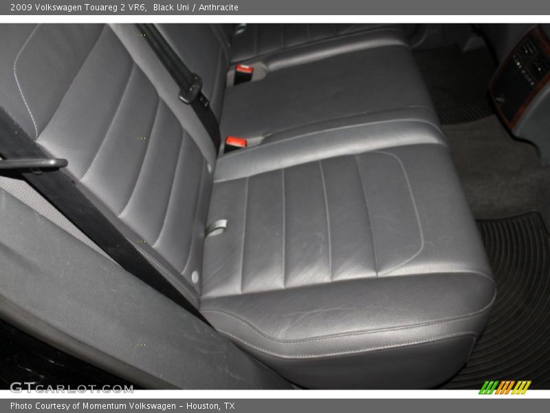 Black Uni / Anthracite 2009 Volkswagen Touareg 2 VR6