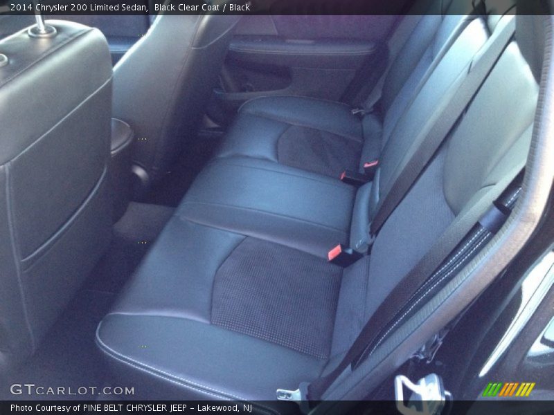 Black Clear Coat / Black 2014 Chrysler 200 Limited Sedan