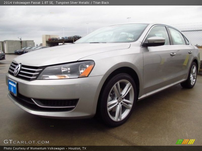 Tungsten Silver Metallic / Titan Black 2014 Volkswagen Passat 1.8T SE