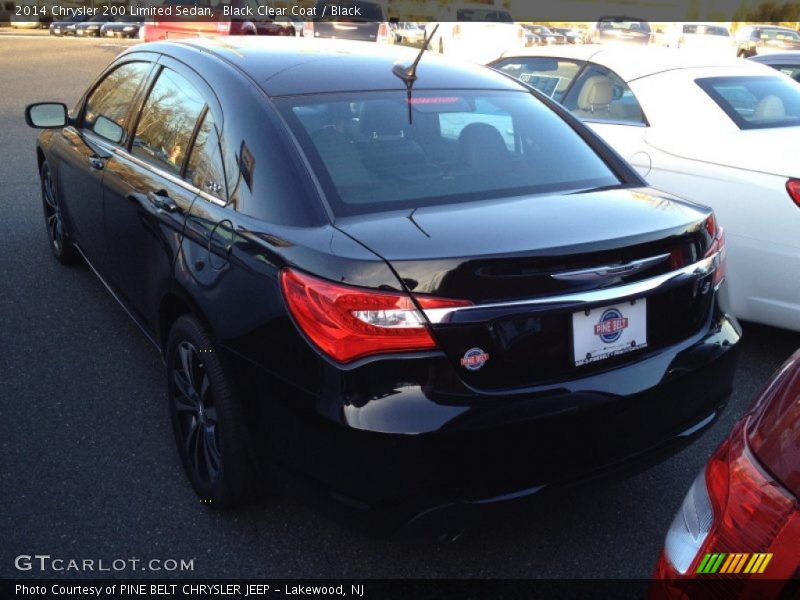 Black Clear Coat / Black 2014 Chrysler 200 Limited Sedan