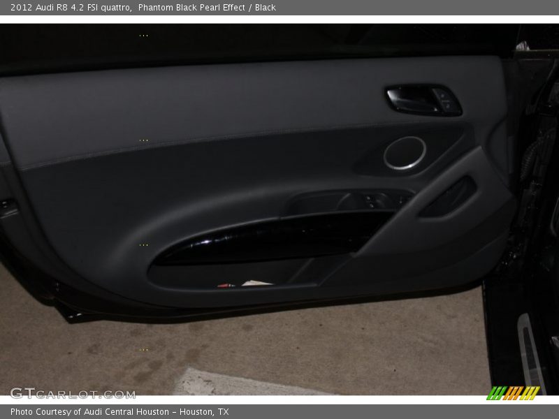 Phantom Black Pearl Effect / Black 2012 Audi R8 4.2 FSI quattro