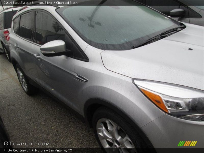 Ingot Silver / Charcoal Black 2014 Ford Escape S
