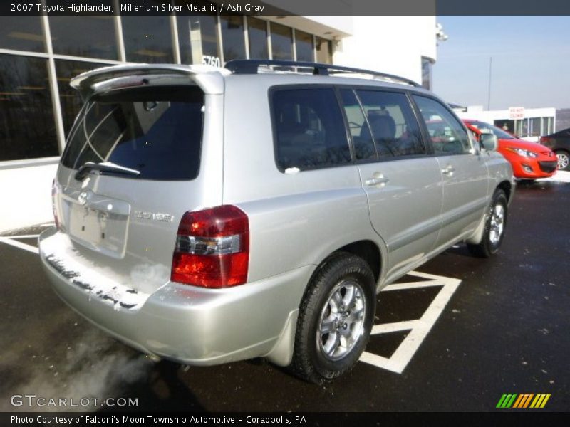 Millenium Silver Metallic / Ash Gray 2007 Toyota Highlander