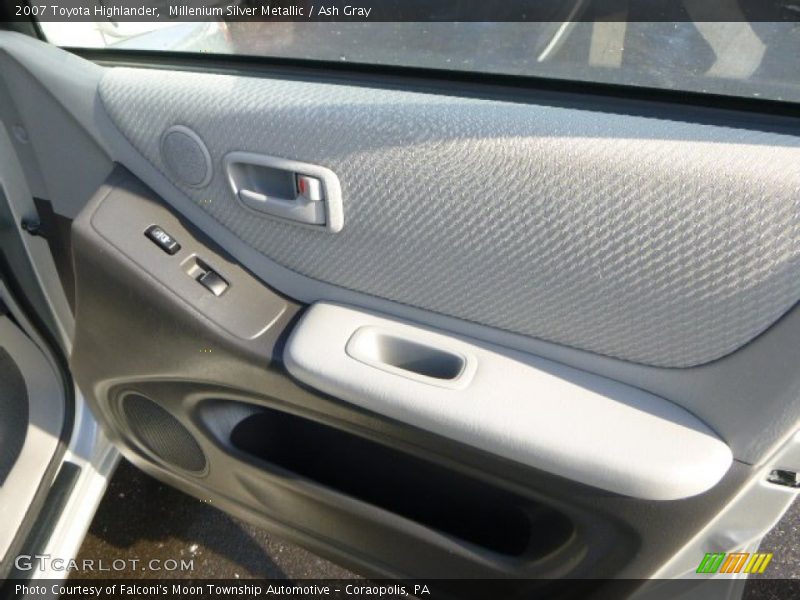 Millenium Silver Metallic / Ash Gray 2007 Toyota Highlander
