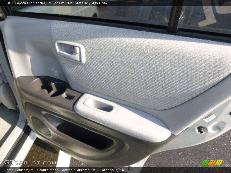 Millenium Silver Metallic / Ash Gray 2007 Toyota Highlander