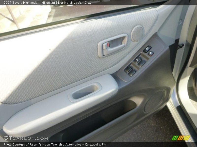 Millenium Silver Metallic / Ash Gray 2007 Toyota Highlander