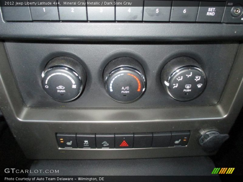 Mineral Gray Metallic / Dark Slate Gray 2012 Jeep Liberty Latitude 4x4
