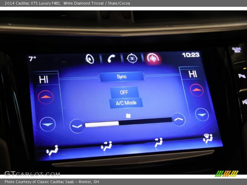 White Diamond Tricoat / Shale/Cocoa 2014 Cadillac XTS Luxury FWD