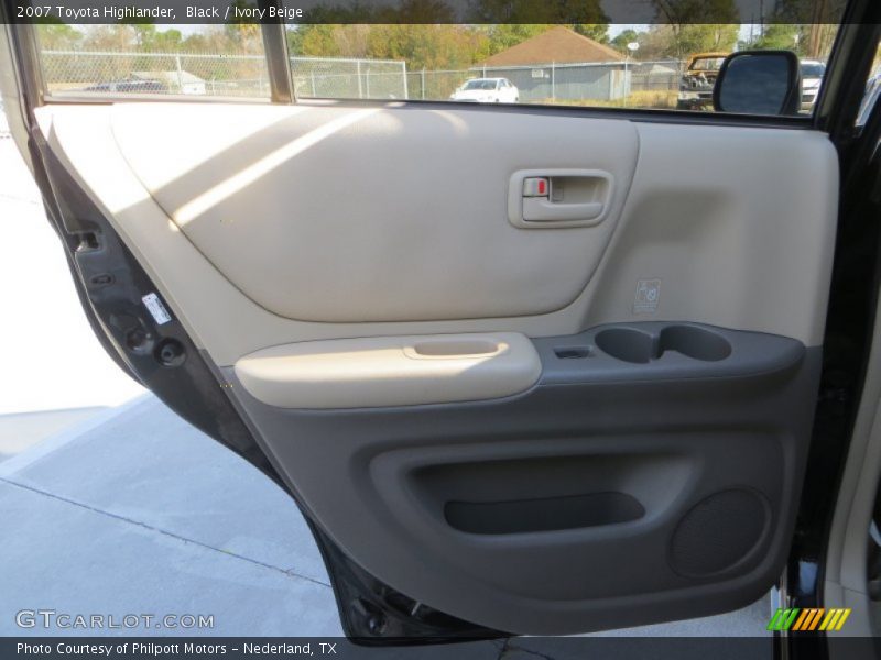 Black / Ivory Beige 2007 Toyota Highlander