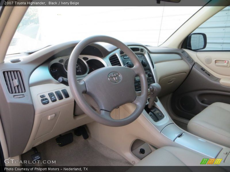 Black / Ivory Beige 2007 Toyota Highlander