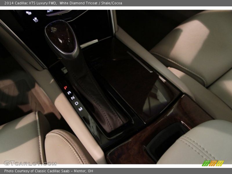 White Diamond Tricoat / Shale/Cocoa 2014 Cadillac XTS Luxury FWD