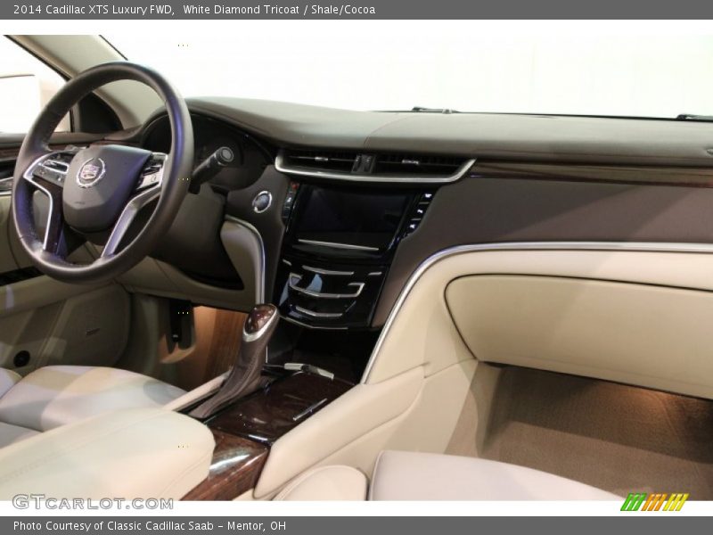 White Diamond Tricoat / Shale/Cocoa 2014 Cadillac XTS Luxury FWD