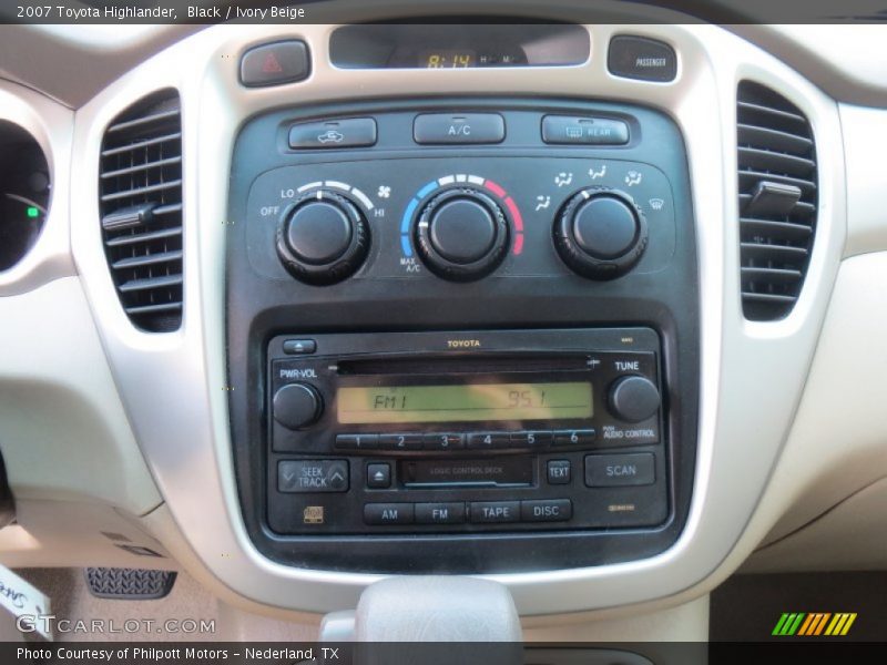 Black / Ivory Beige 2007 Toyota Highlander