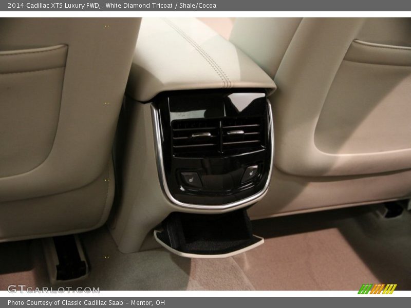 White Diamond Tricoat / Shale/Cocoa 2014 Cadillac XTS Luxury FWD