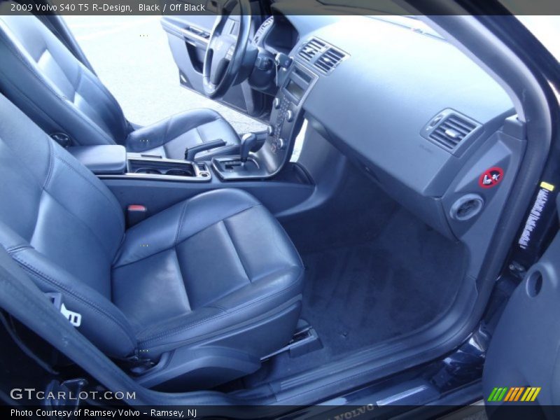 Black / Off Black 2009 Volvo S40 T5 R-Design