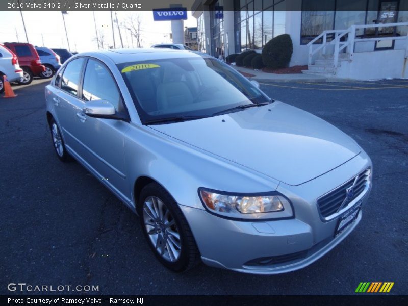 Silver Metallic / Quartz 2010 Volvo S40 2.4i