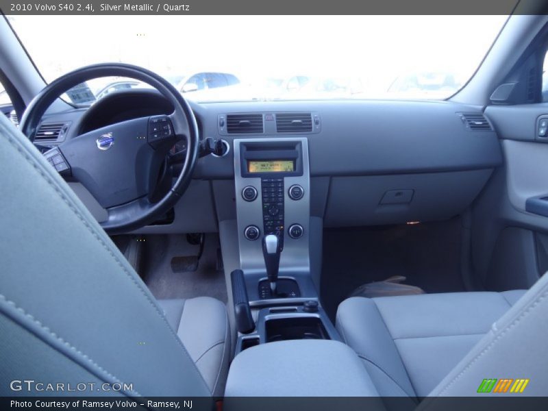 Silver Metallic / Quartz 2010 Volvo S40 2.4i
