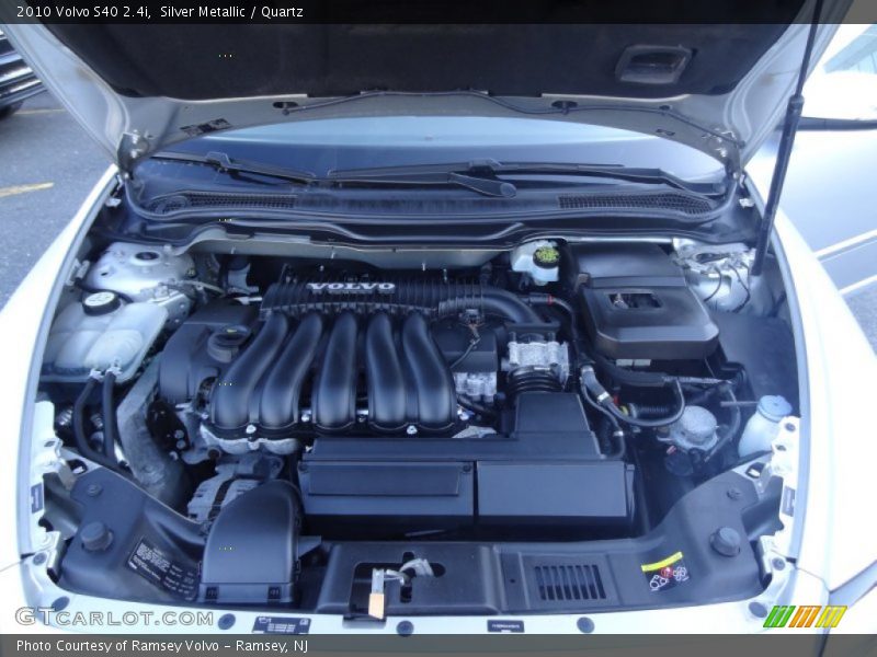  2010 S40 2.4i Engine - 2.4 Liter DOHC 20-Valve VVT 5 Cylinder
