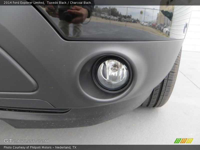 Tuxedo Black / Charcoal Black 2014 Ford Explorer Limited